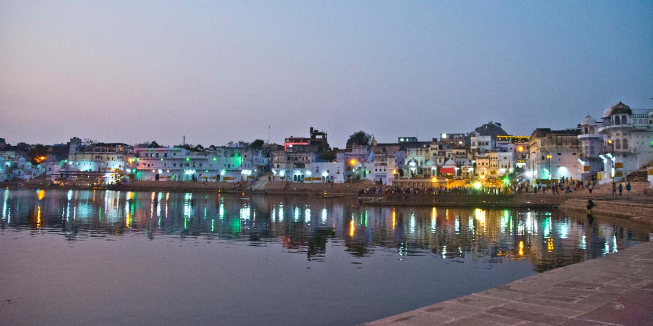 Ghats of Pushkar lake sunset