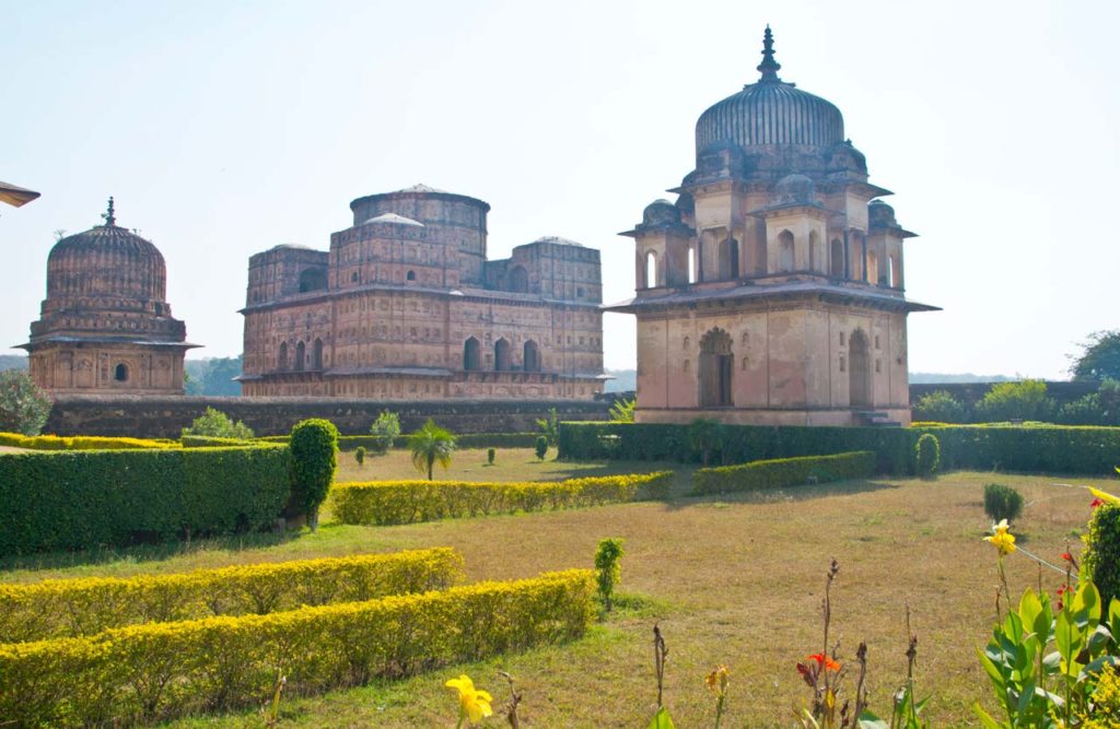 orchha cenotaphs compound