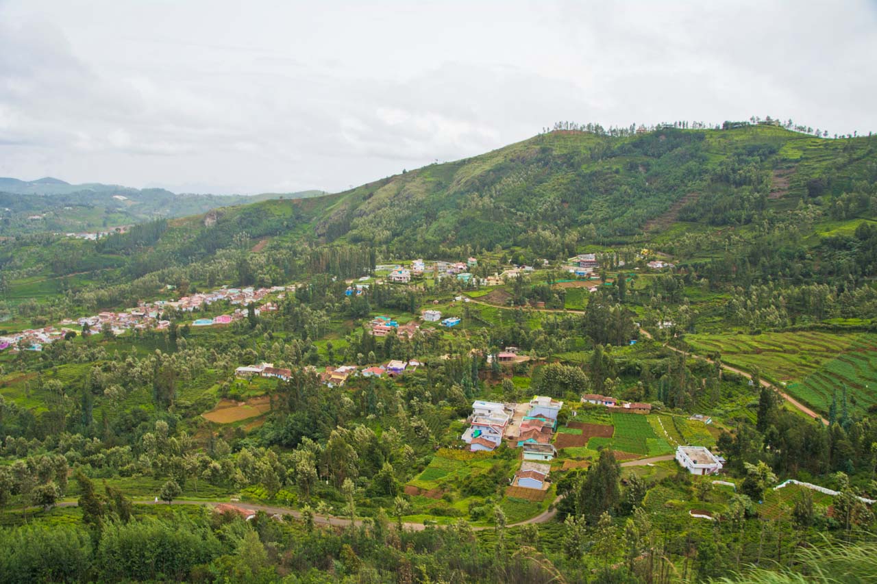 Landscape on the way from Ooty to Metupalaiyam