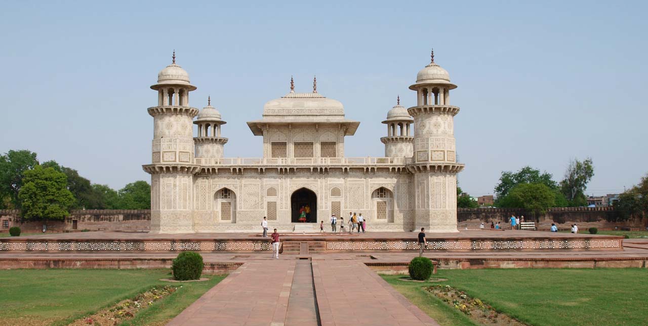 Tomb of Itimad-Ud-Daulah Agra